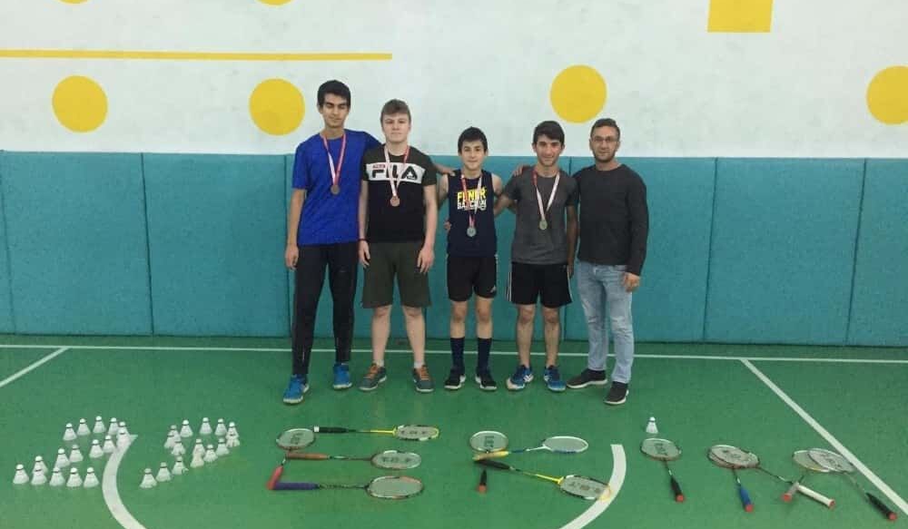 Badmintonda Cumhuriyet kupası sona erdi