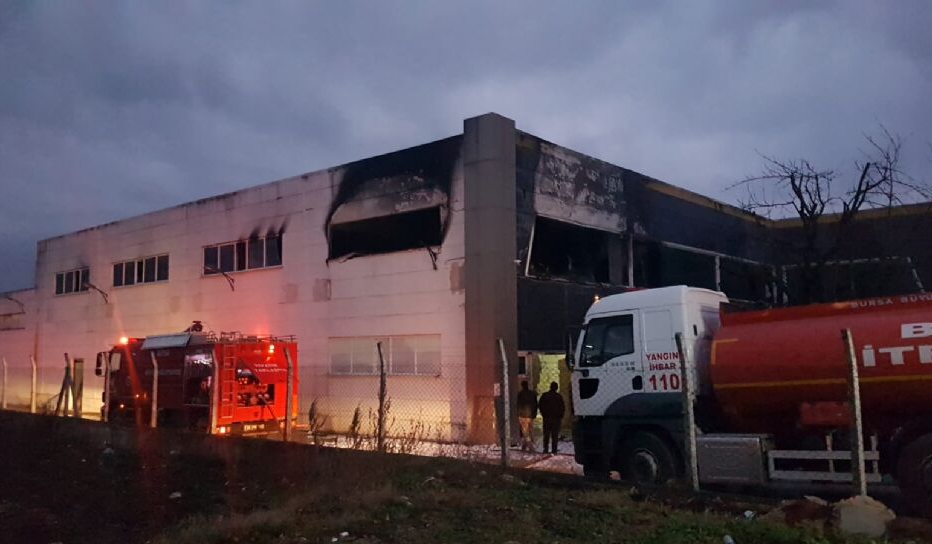 Inegol De Mobilya Fabrikasinda Yangin Inegol Haberleri