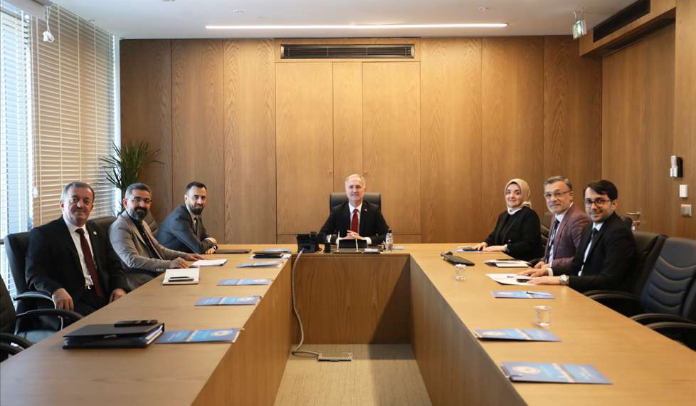 İnegöl Belediyesi'nde yeni başkan yardımcılarının görevleri belli oldu
