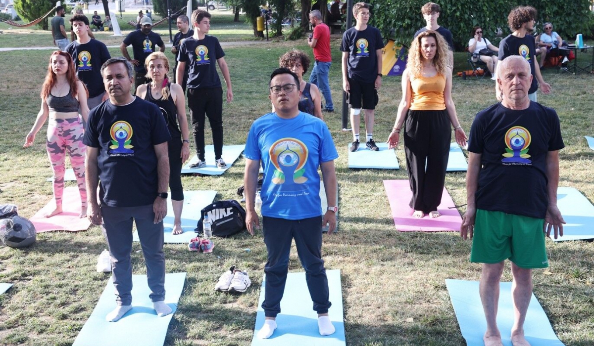 Yoga Günü’nü birlikte kutladılar