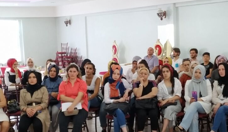 Inegol De Kuaforlere Makyaj Egitimi Inegol Haberleri