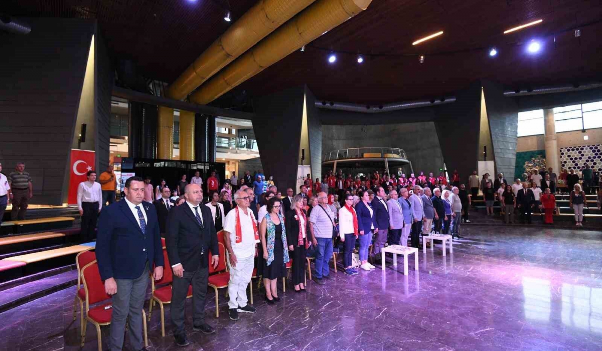 Osmangazililer Atatürk’ün sevdiği şarkıları dinledi