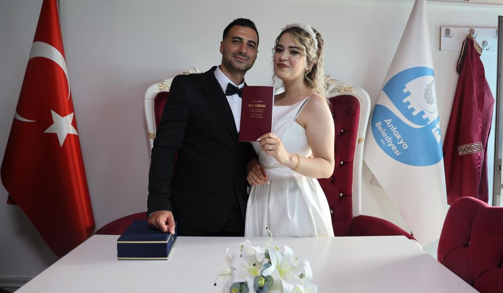 Evlilik kredisinde başvuru kriterleri açıklandı! Nasıl başvuru yapılır