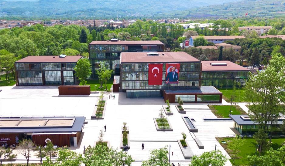 İnegöl Belediyesi'nin 314 Milyon TL'lik Ek Bütçesi Mecliste Kabul Edildi