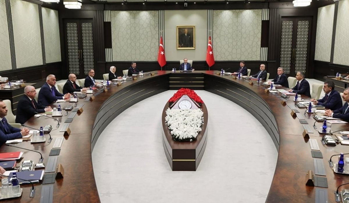 Kabine Değişikliği İddiaları: Kulislerde Dolaşan İsimler