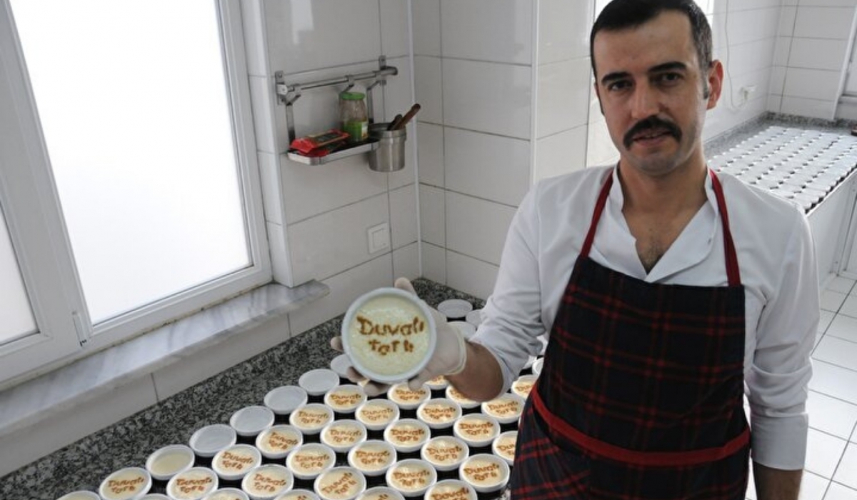 Bursa’nın Meşhur 'Duvalı Tatlısı' Türkiye'yi Mest Ediyor