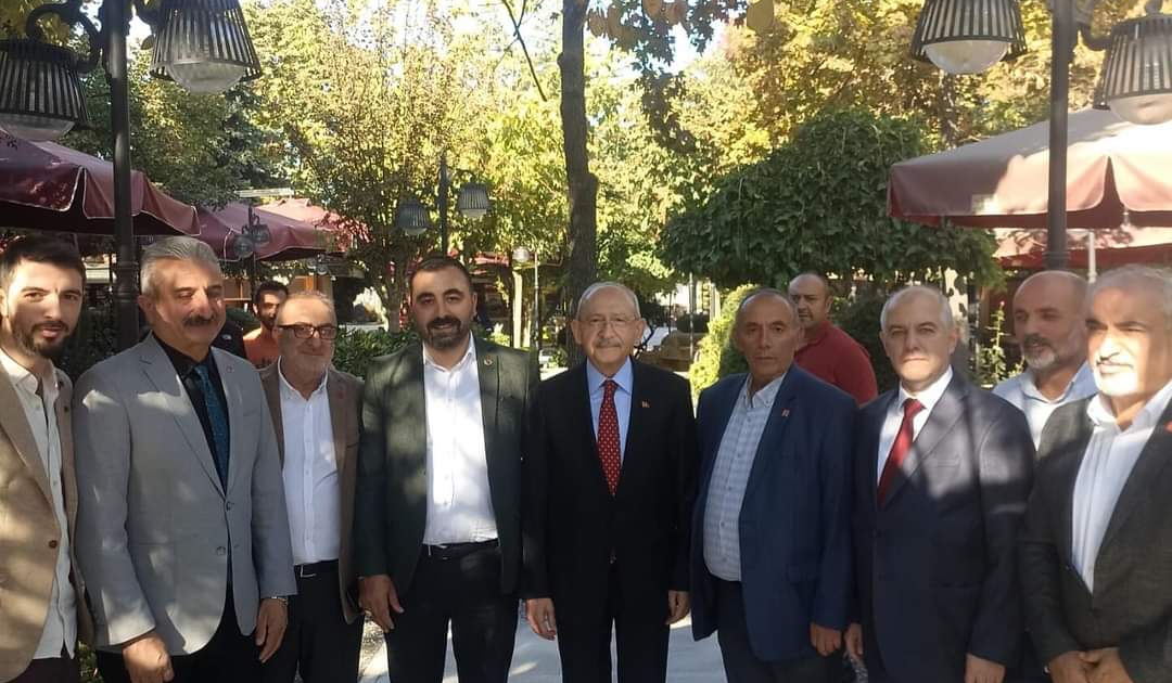 Kemal Kılıçdaroğlu İnegöl'de Mola Verdi