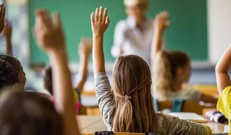 4+4+4 Eğitim Sistemi Değişiyor: MEB'den Yeni Düzenleme Geliyor