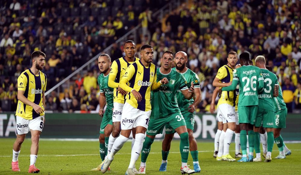İnegöllü yıldız En-Nesyri’ye engel olamadı