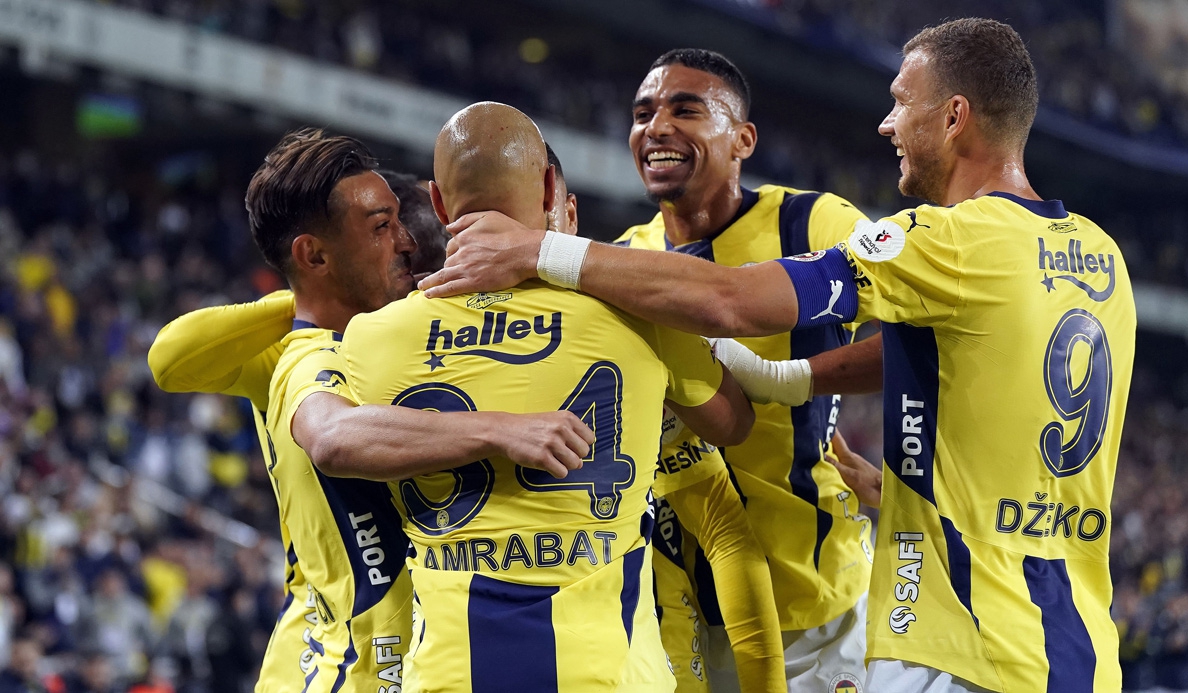 Fenerbahçe - Slavia Prag Maçı Saat Kaçta? Kadro ve Detaylar