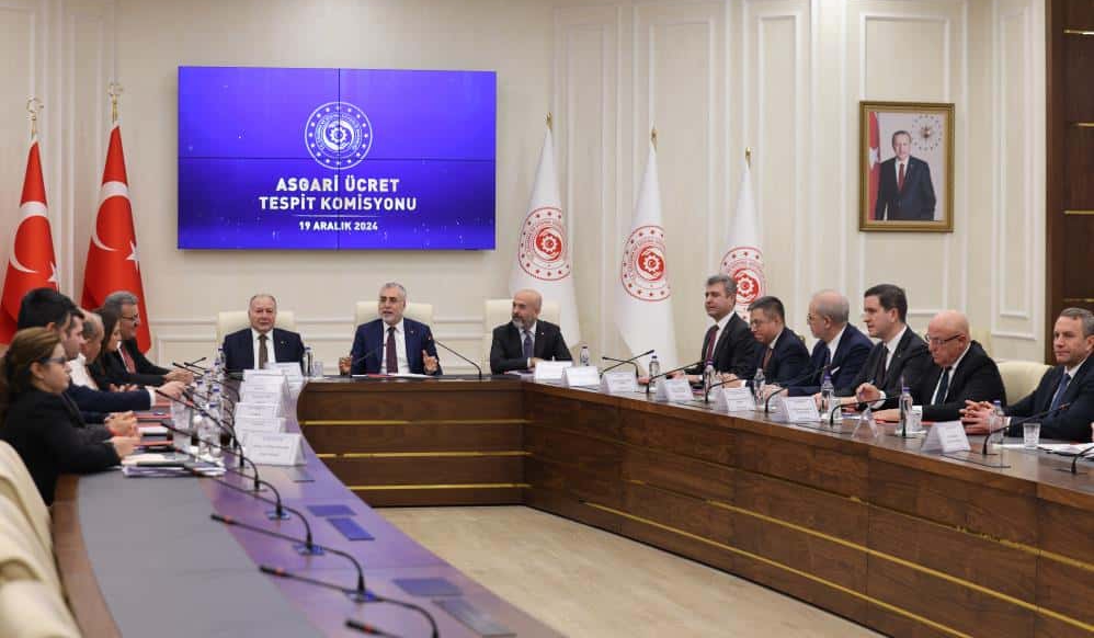 Asgari ücret belli oldu mu? Bakandan toplantı sonrası flaş açıklama
