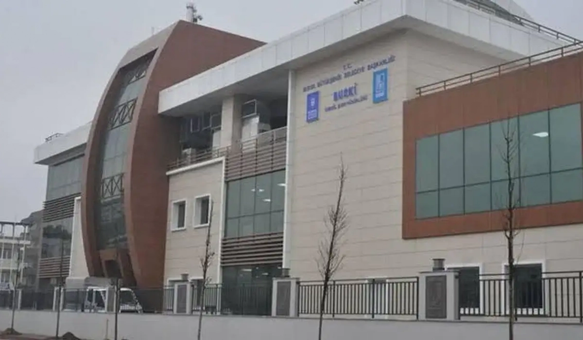 BUSKİ müdürü şantiye şefini darp etti
