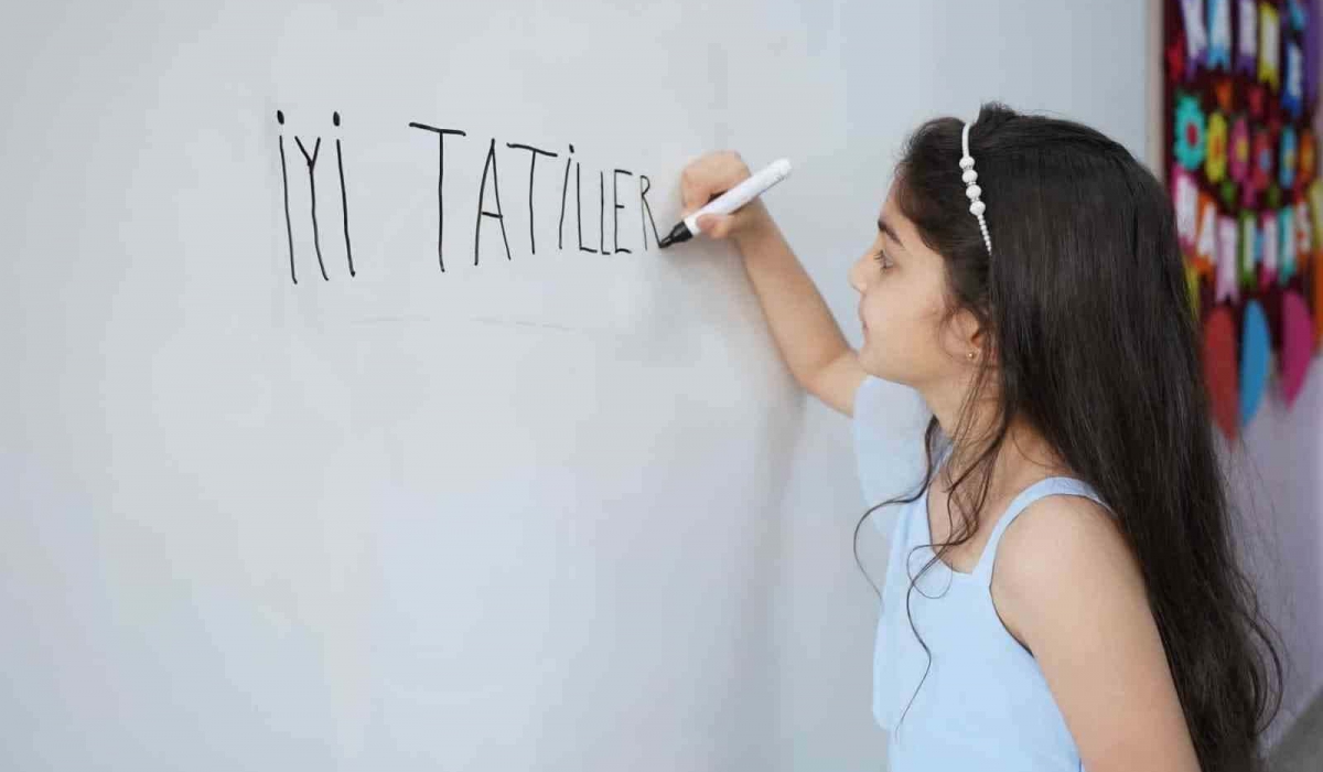 2025 Okul Tatili: 15 Tatil Ne Zaman Bitecek?