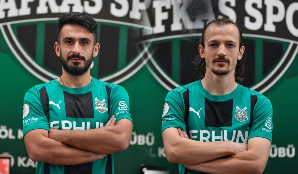 Kafkasspor'dan çifte imza!