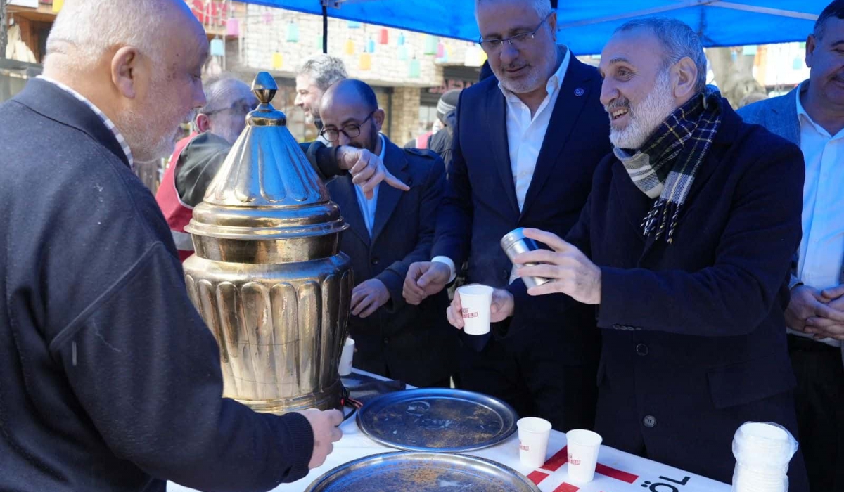 Saadet Partisi soğuk kış gününde içleri ısıttı!