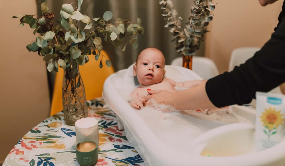 Yenidoğan Bebekler İçin Banyo Rehberi