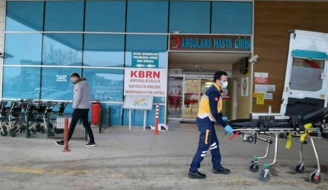 İnegöl'de talihsiz işçi elini kesti!
