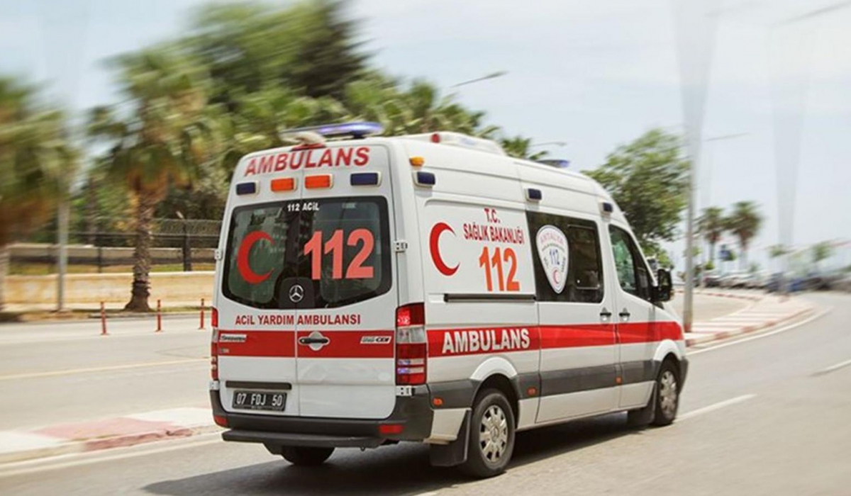 Ambulansların rengi değişiyor