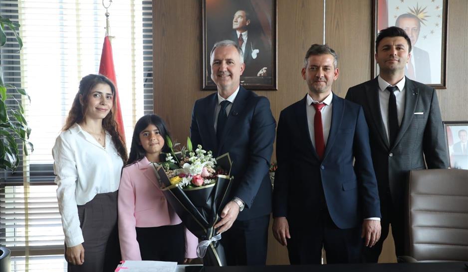 Başkanlık Koltuğu Aynur’a Emanet Edildi