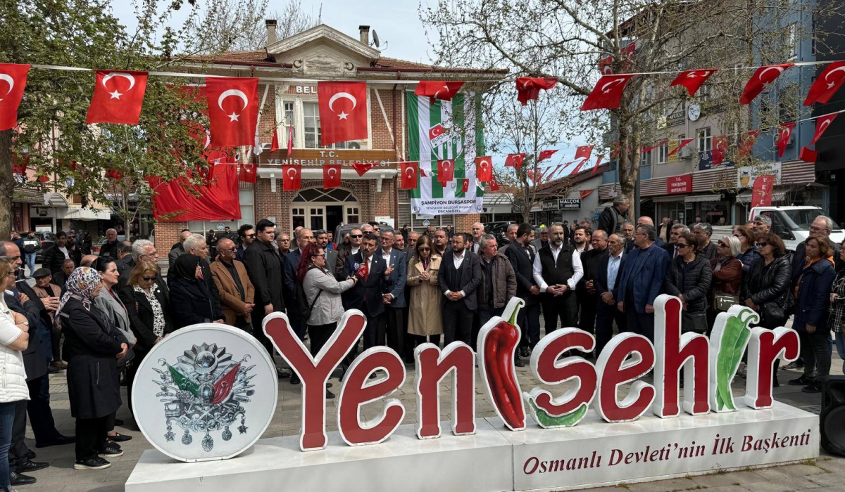 İYİ Parti'den AK Parti’ye Geçen Ercan Özel’e Sert Tepki