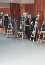 Liselilerden Atatürk sergisi