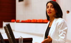İnegöl'de bir yılda kapanan mobilya firmasını açıkladı