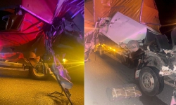 İnegöllü mobilyacılar kaza yaptı 1 ölü 1 ağır yaralı
