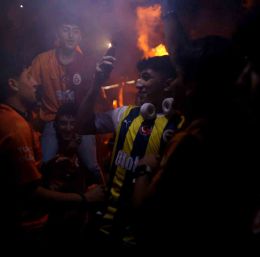 Galatasaray şampiyonluğu Bursa’da coşku ile kutlandı