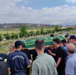 Burdur’da meydana gelen kazada hayatını kaybeden genç toprağa verildi