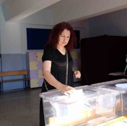 Bulgaristan seçimleri için Bursa’da oy kullanma işlemi devam ediyor