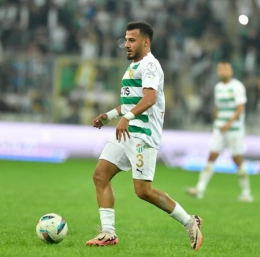 Bursaspor’da Furkan Özyapı ve Abdullah Tazgel ile yollar ayrıldı