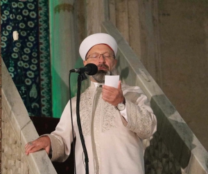 Diyanet İşleri Başkanı Erbaş: “Cami ve mescitlerimiz, Beytullah’tır yani Allah’ın evidir”