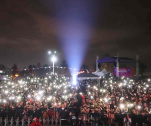 Cumhuriyet kutlamalarında Funda Arar’la görkemli final