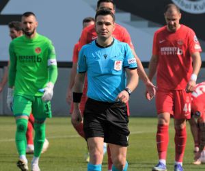 Göztepe - Tuzlaspor maçının hakemi Cihan Aydın