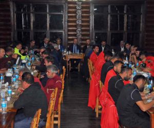 Başkan Akkaya’dan Akşehirspor’a motivasyon yemeği