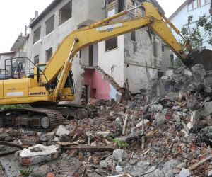 Mehmet Ali Paşa’daki 4 bina yıkıldı