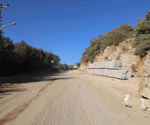 Mümtaz Ataman caddesinde yol ve kaldırım çalışmaları başlıyor