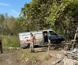 Kayıp yaşlı kadını jandarma ve AFAD ekipleri buldu