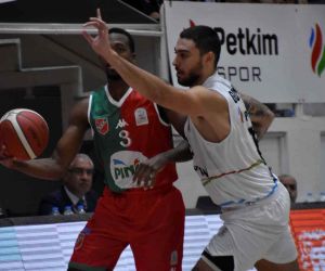 Türkiye Sigorta Basketbol Süper Ligi: Aliağa Petkimspor: 81 - Pınar Karşıyaka: 69