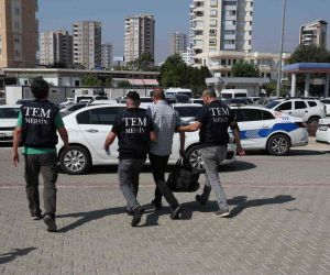 Mersin’de FETÖ’den hapis cezası bulunan eski emniyet amiri yakalanıp, tutuklandı