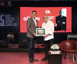 Bandırma Kitap Günleri’nin konuğu Ercan Kesal oldu