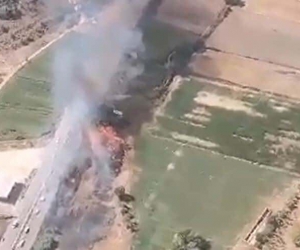 Milas’ta yol kenarındaki otluk arazide çıkan yangın söndürüldü