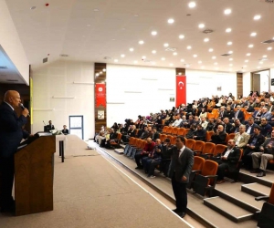 Başkan Pekmezci Mevlid-i Nebi Haftası programına katıldı