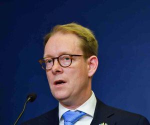 İsveç Dışişleri Bakanı Billström’ün pasaportunu unuttuğu için Ukrayna’ya gidemediği iddiası