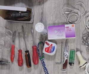 Araçlardan hırsızlık yapan şahıslar polisten kaçamadı