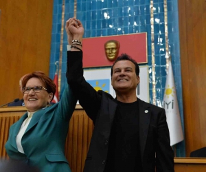 Sanatçı Hakan Peker, İYİ Parti’den Safranbolu Belediye Başkan Adayı oldu