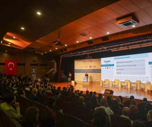 Hazine ve Maliye Bakanı Şimşek Türkiye’de yatırım fırsatlarını anlattı