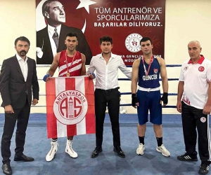 Antalyasporlu boksör Muhammet Ali, Antalya şampiyonu oldu