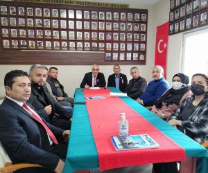 Giresun’da şehit yakınlarından İYİ Partili Lütfi Türkkan’a milletvekilliğinden istifa çağrısı
