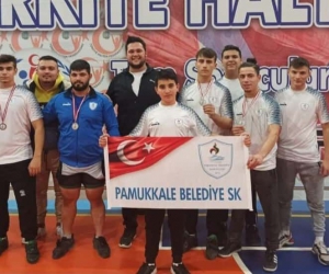 Halterciler, Naim Süleymanoğlu turnuvasından 4 madalya ile döndü